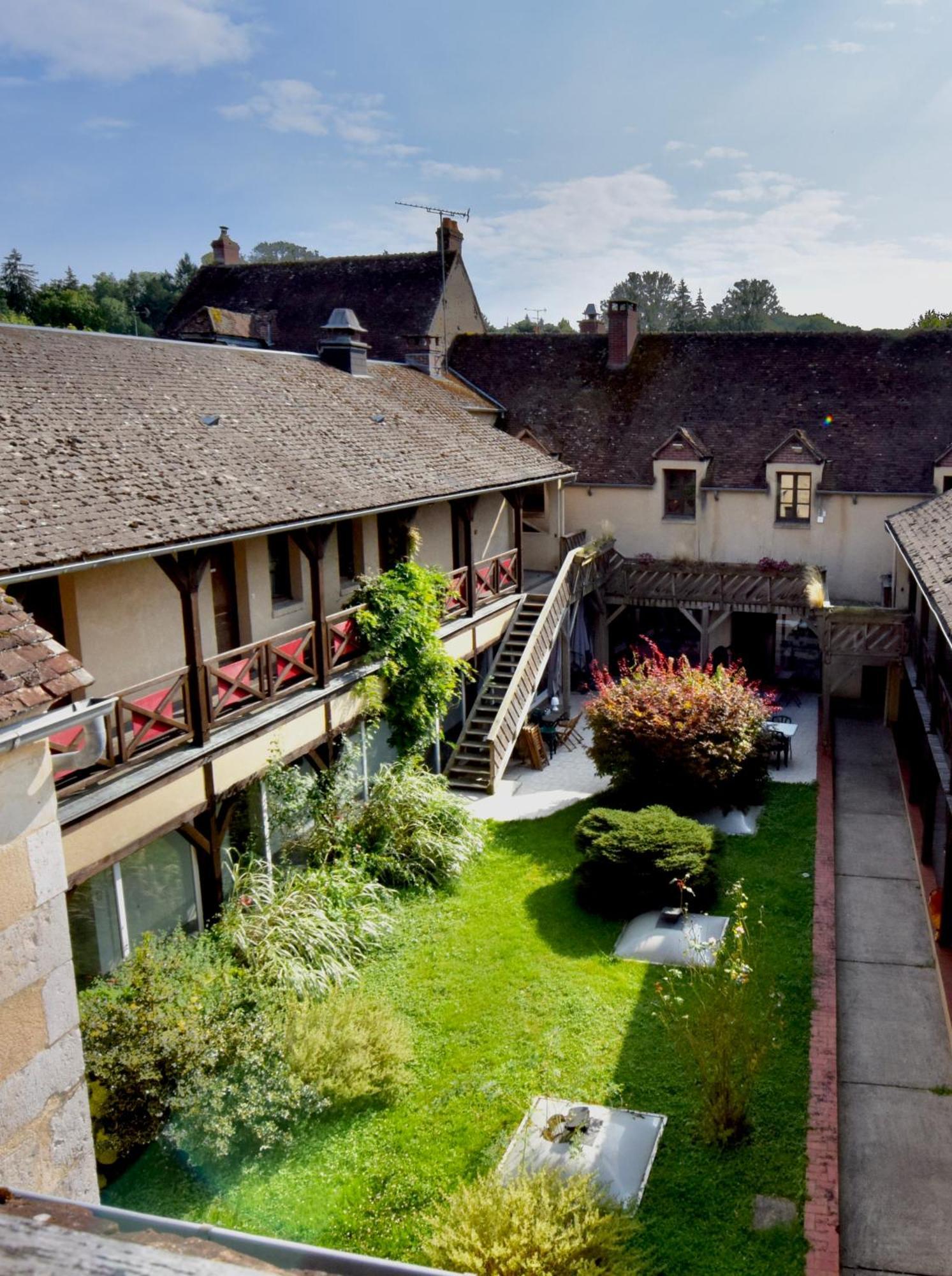 Le Relais Du Chateau Apartman Saint-Fargeau  Kültér fotó